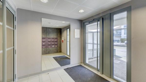 A Vendre Les Sorinières, appartement T3 avec terrasse