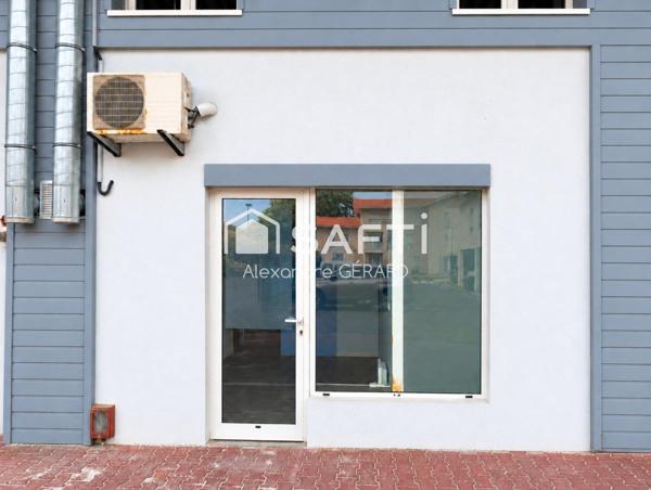 CAZAUX CENTRE – LOCAL COMMERCIAL AVEC VITRINE