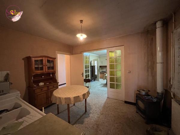 Maison de campagne à rénover ! Venez découvrir ...