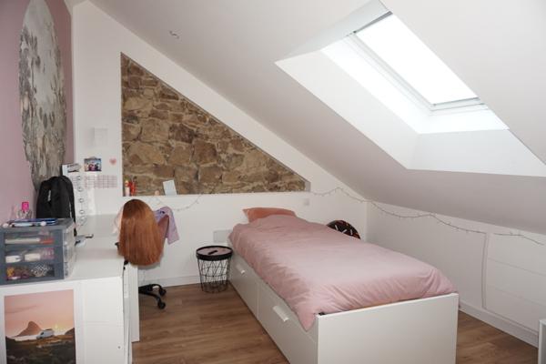 MAISON DE VILLE avec dépendance aménagée