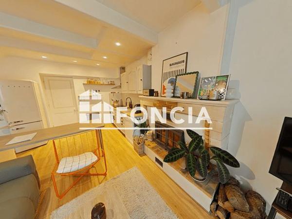 Location Maison 3 pièces 69 m² - 27 RUE DES GUES Verines 17540