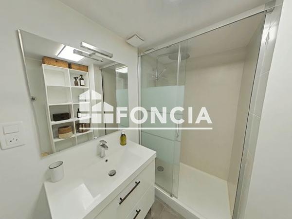 Location Maison 3 pièces 69 m² - 27 RUE DES GUES Verines 17540