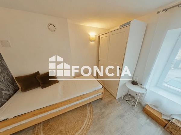 Location Maison 3 pièces 69 m² - 27 RUE DES GUES Verines 17540