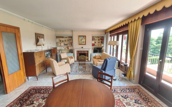 Appartement à vendre    3 pièces • 106,47 m2 Échirolles