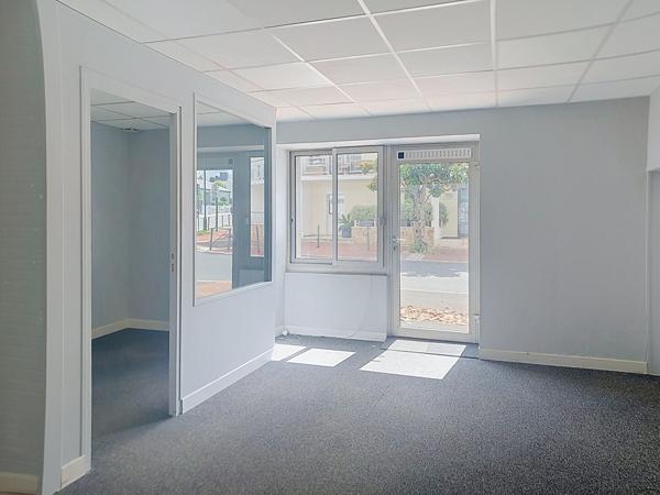 Local commercial à louer de 35 m² à Carquefou
