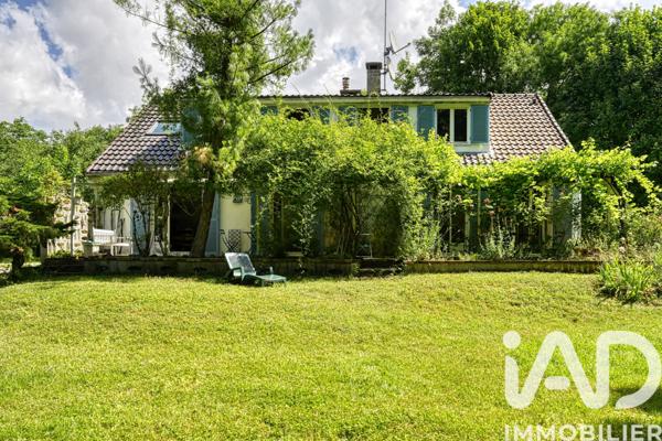 Maison à vendre 5 pièces 186,87 m² Vaux-sur-Seine