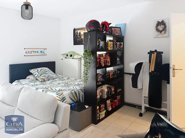 Appartement à vendre 1 pièce 33m² Plaisir (78370)