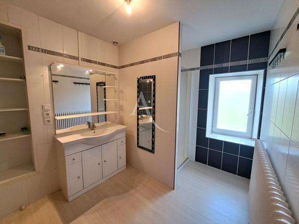 Villeneuve De Marsan