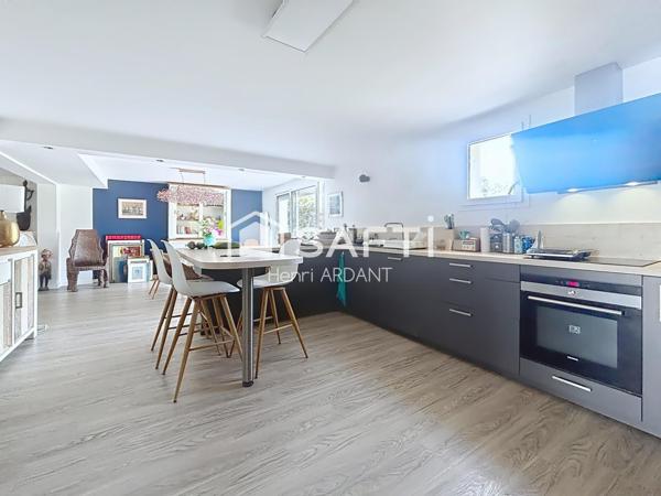 Vie de plain-pied possible et surtout cinq chambres dans un bourg !