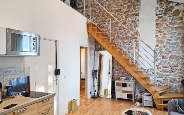 Appartement à vendre    2 pièces • 28 m2 Cannes