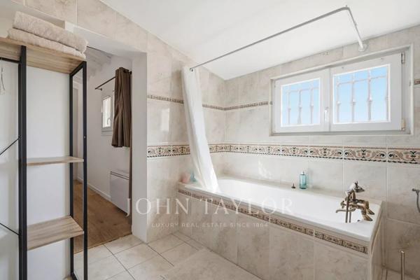 Villa meublée familiale - 4 chambres, piscine, vue Garlaban