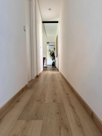 Acheter une MAISON D’ARCHITECTE des années 70 EYSINES CENTRE PLAIN-PIED 160 M² PATIO SOUS VERRIÈRE avec JACUZZI & SAUNA GARAGE JARDIN PISCINABLE STATIONNEMENT VOITURES