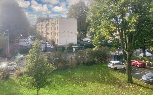 Appartement à vendre    3 pièces • 50 m2 Clichy-sous-Bois