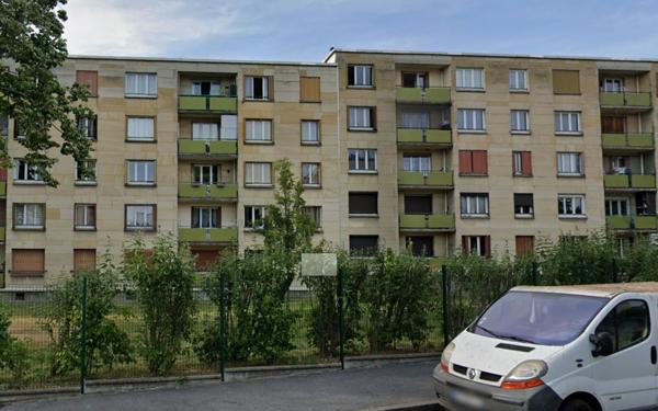 Appartement à vendre    3 pièces • 50 m2 Clichy-sous-Bois