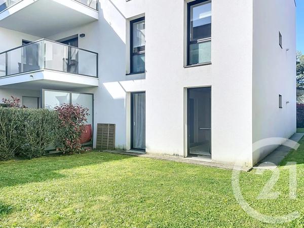 Appartement T3 à vendre  3 pièces - 64 m 2   ARRADON  - 56