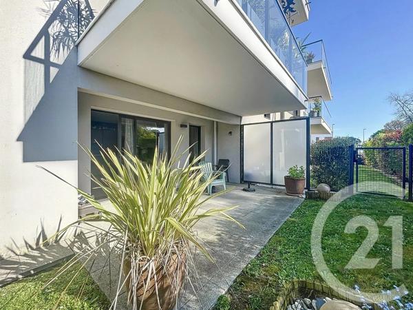 Appartement T3 à vendre  3 pièces - 64 m 2   ARRADON  - 56