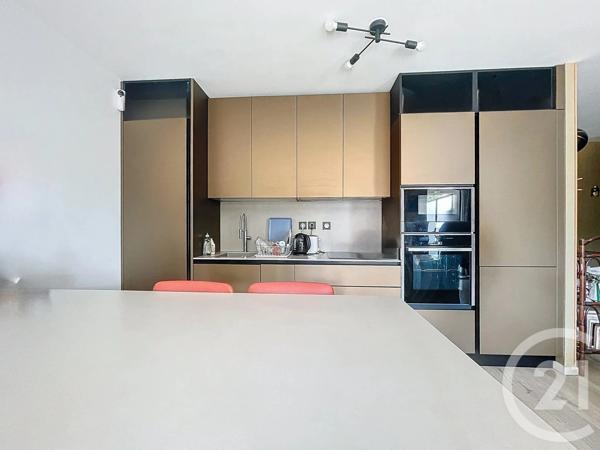 Appartement T3 à vendre  3 pièces - 64 m 2   ARRADON  - 56