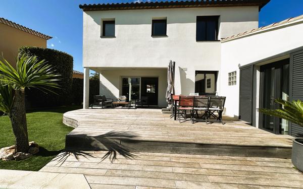 Maison à vendre    5 pièces • 133 m2 Villeneuve-lès-Maguelone