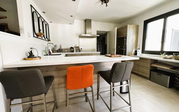 Maison à vendre    5 pièces • 133 m2 Villeneuve-lès-Maguelone