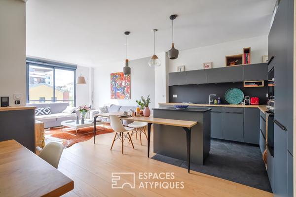 Appartement contemporain avec jardin partagé