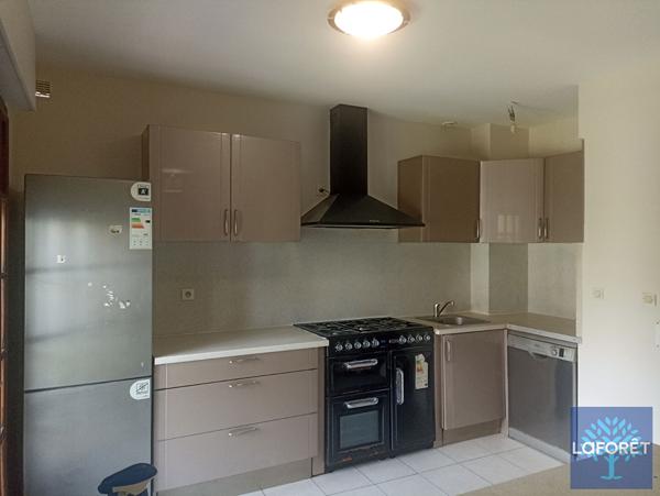 Location appartement Neuilly-sur-Marne - 3 pièce(s) - 64 m² - 1 350 €/mois