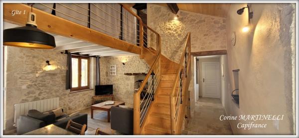 A vendre propriété 4 habitations 885 m² + dépendances, 27 ha