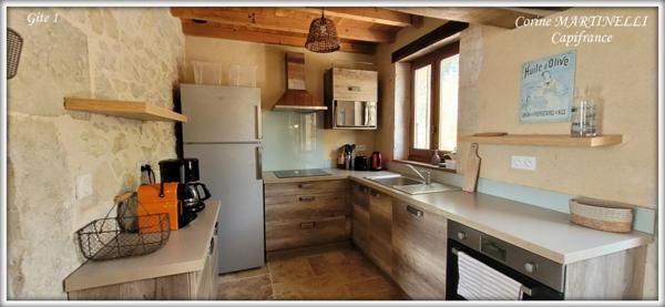 A vendre propriété 4 habitations 885 m² + dépendances, 27 ha