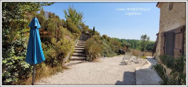 A vendre propriété 4 habitations 885 m² + dépendances, 27 ha