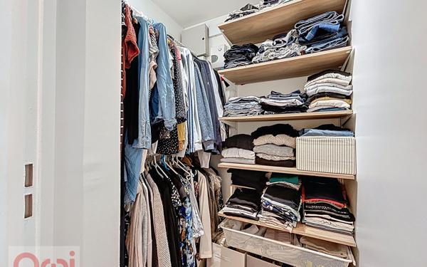 Appartement à vendre    4 pièces • 101 m2 Châtillon