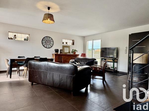 Maison à vendre 6 pièces 126 m² Saint-Médard-en-Jalles