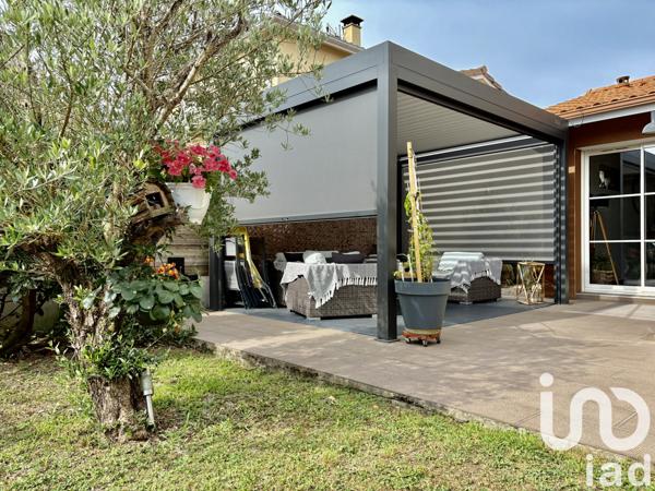 Maison à vendre 6 pièces 126 m² Saint-Médard-en-Jalles