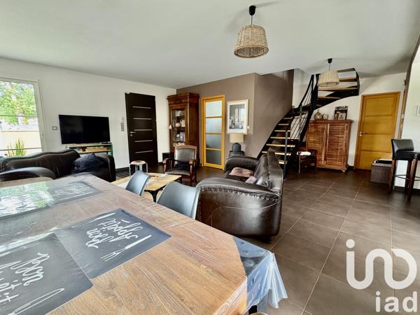 Maison à vendre 6 pièces 126 m² Saint-Médard-en-Jalles