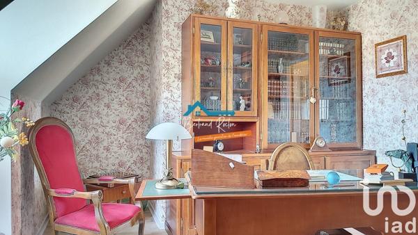 Maison traditionnelle 8 pièces de 204 m² à Dhuizon (41220)