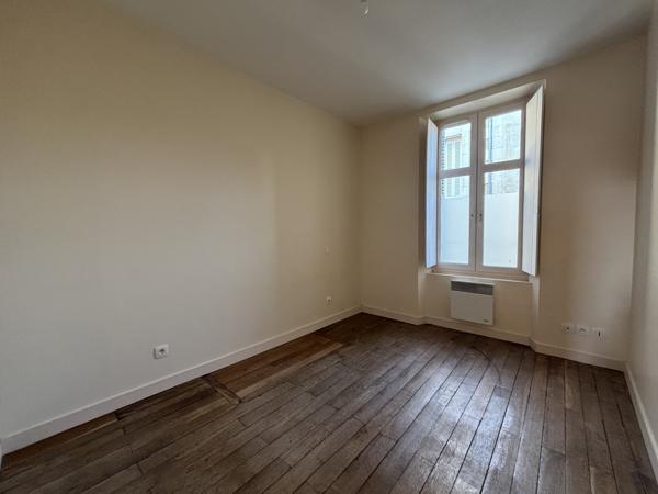 Appartement
                                                                                                                                                                                                                                                                                                                        3 pièce(s)                                                                                                                                                                                                          2 chambre(s)                                                                                                                                                                                                          78.56  m²