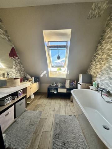 Maison 4 pièce(s) 2 chambre(s) 85 m²