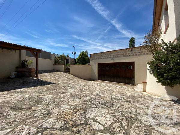 Maison à vendre  6 pièces - 120 m2 ST PIERRE LES NEMOURS - 77