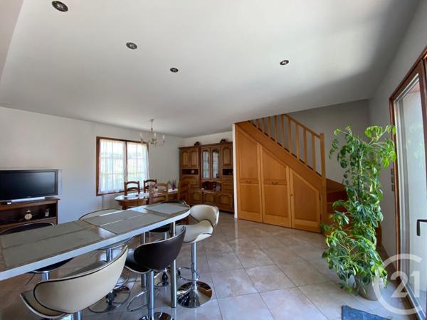 Maison à vendre  6 pièces - 120 m2 ST PIERRE LES NEMOURS - 77