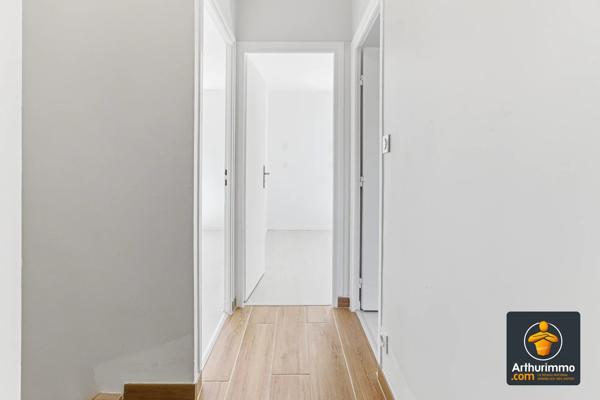 Vente                                                      Maison
                        
                     5 pièces                      117 m2                     à Francheville