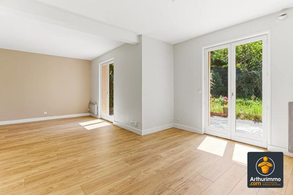 Vente                                                      Maison
                        
                     5 pièces                      117 m2                     à Francheville