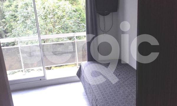 Location 1 Pieces 17 60200 Compiegne 43 0637 01 0124