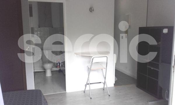 Location 1 Pieces 17 60200 Compiegne 43 0637 01 0124