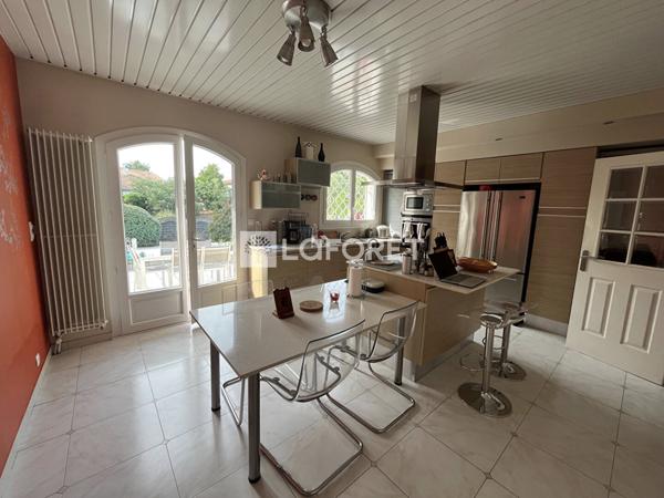 Achat maison Martignas-sur-Jalle - 6 pièce(s) - 176 m² - 627 000 €