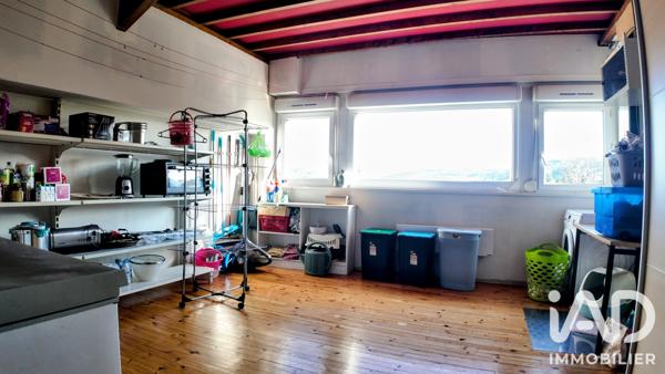 Maison à vendre 7 pièces 278,13 m² Saint-Ferréol-d'Auroure