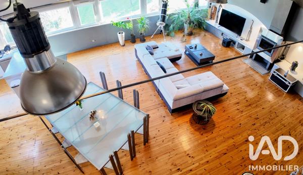 Maison à vendre 7 pièces 278,13 m² Saint-Ferréol-d'Auroure
