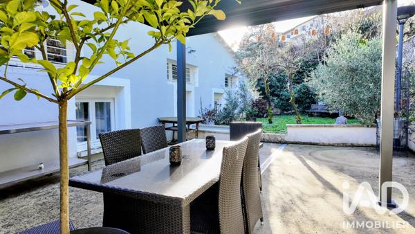 Maison à vendre 7 pièces 278,13 m² Saint-Ferréol-d'Auroure