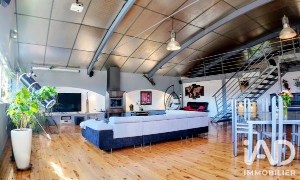 Maison à vendre 7 pièces 278,13 m² Saint-Ferréol-d'Auroure
