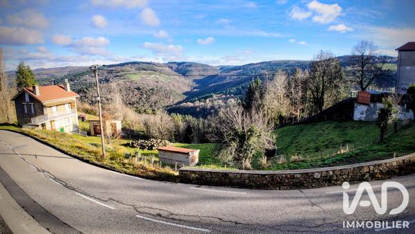 Maison à vendre 7 pièces 278,13 m² Saint-Ferréol-d'Auroure