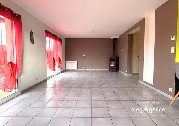 Maison à SAINT-GERMAIN-DE-TALLEVENDE-LA-LANDE-VAUMONT, 14500 - 5 pièces 110m²