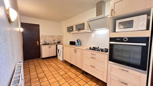 Pouzauges, Maison 128 m² , 3 chambres et un bureau