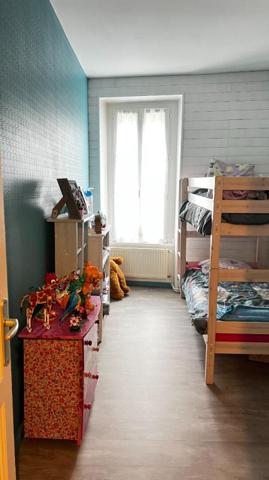 Pouzauges, Maison 128 m² , 3 chambres et un bureau